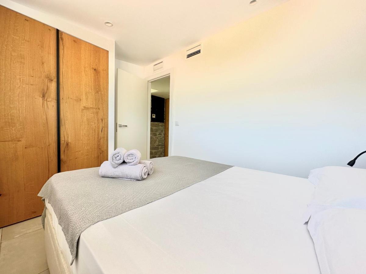 Cala Vadella Beachwalk Suites Ngoại thất bức ảnh