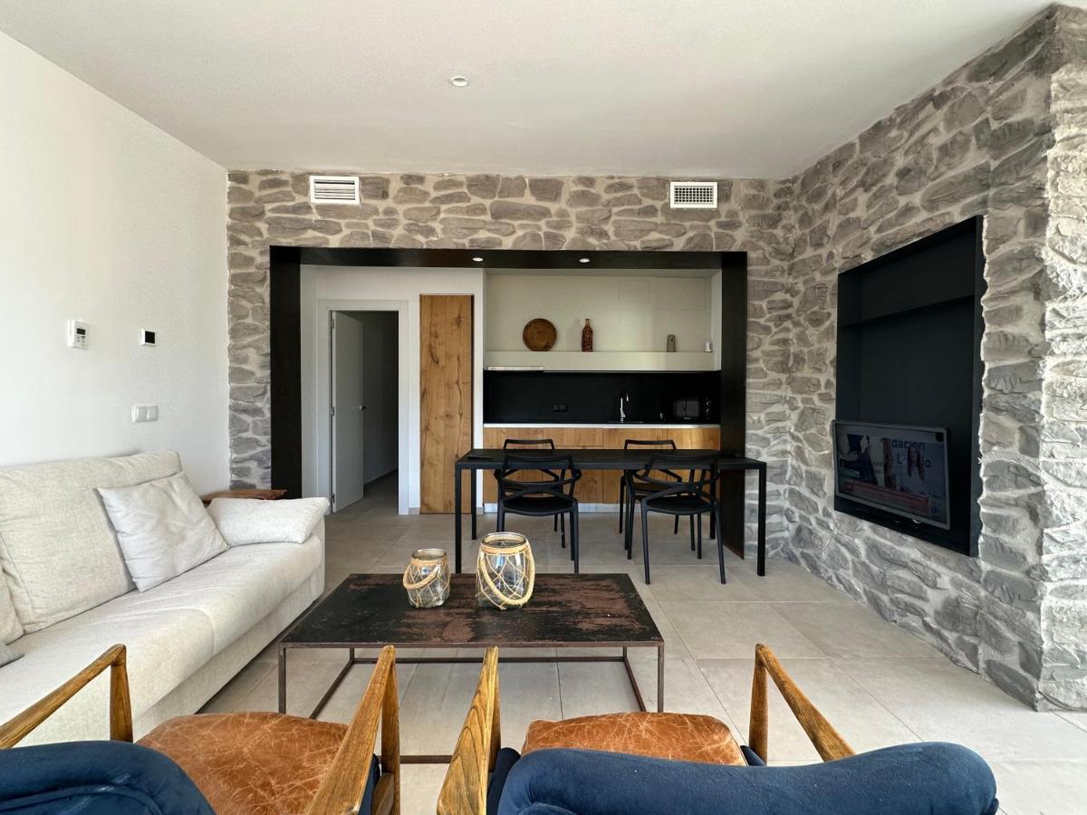 Cala Vadella Beachwalk Suites Ngoại thất bức ảnh