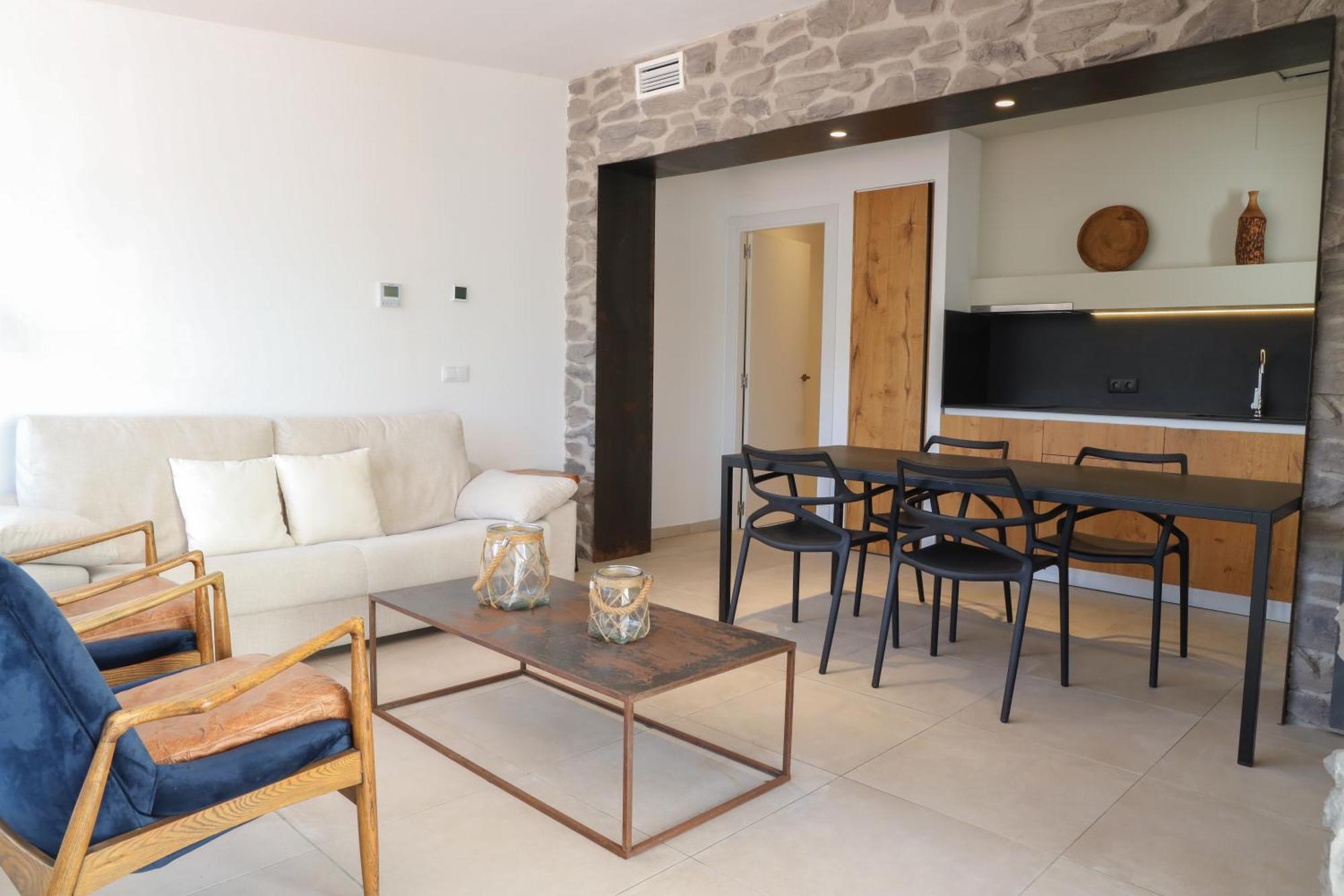 Cala Vadella Beachwalk Suites Ngoại thất bức ảnh