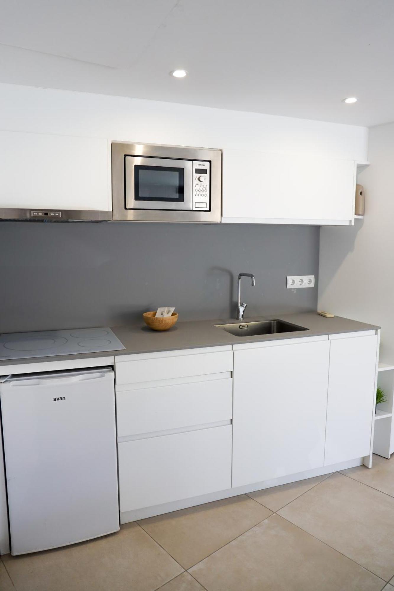 Cala Vadella Beachwalk Suites Phòng bức ảnh