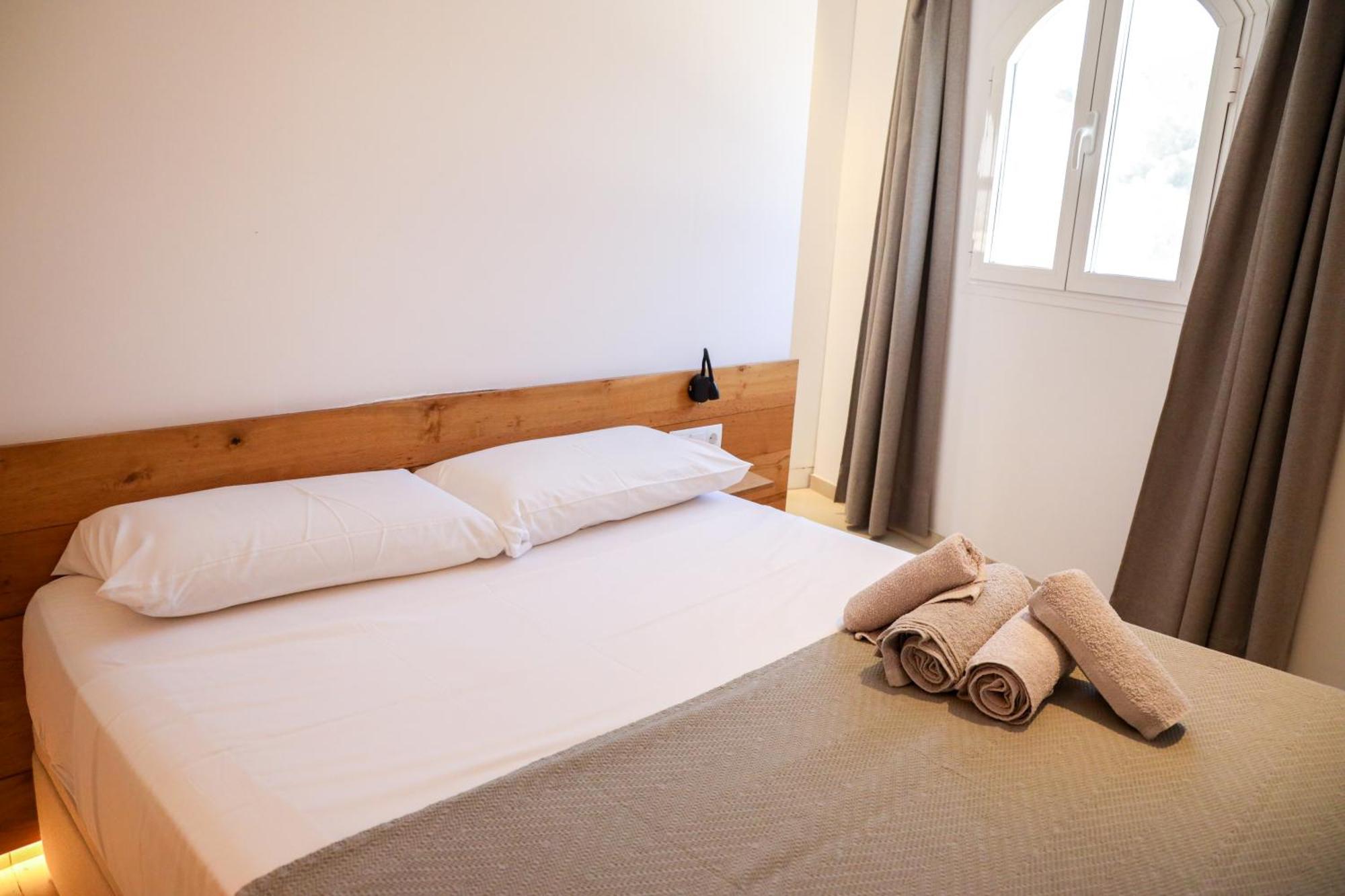 Cala Vadella Beachwalk Suites Phòng bức ảnh