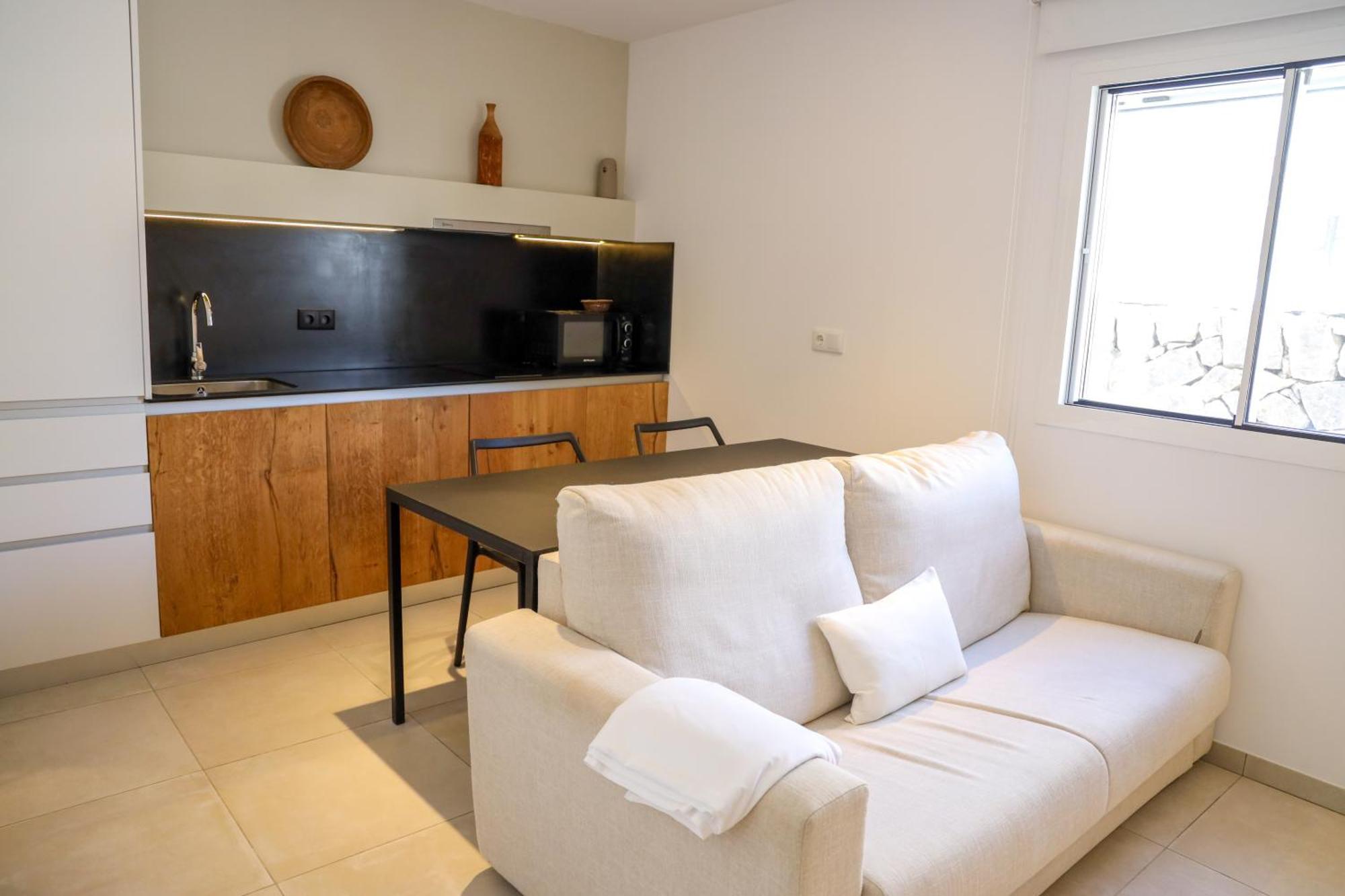 Cala Vadella Beachwalk Suites Ngoại thất bức ảnh