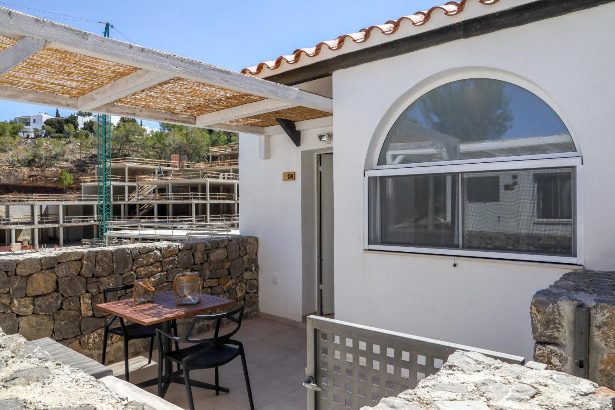 Cala Vadella Beachwalk Suites Ngoại thất bức ảnh